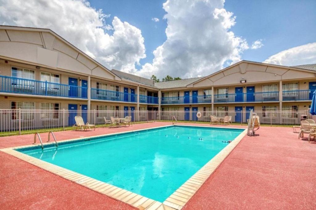 Oyo Hotel Baton Rouge Mid City Εξωτερικό φωτογραφία