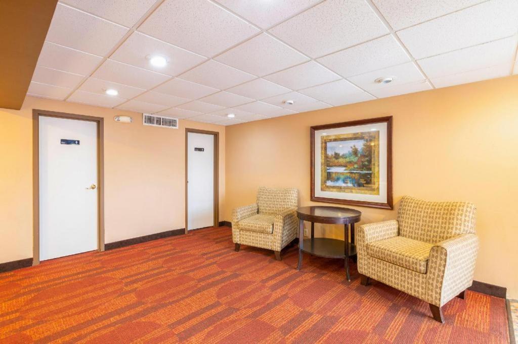 Oyo Hotel Baton Rouge Mid City Εξωτερικό φωτογραφία